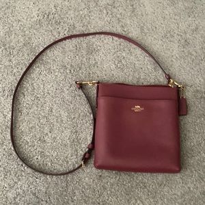 NWOT COACH Messenger Crossbody in Crossgrain Leather Vintage Mauve/Gold
